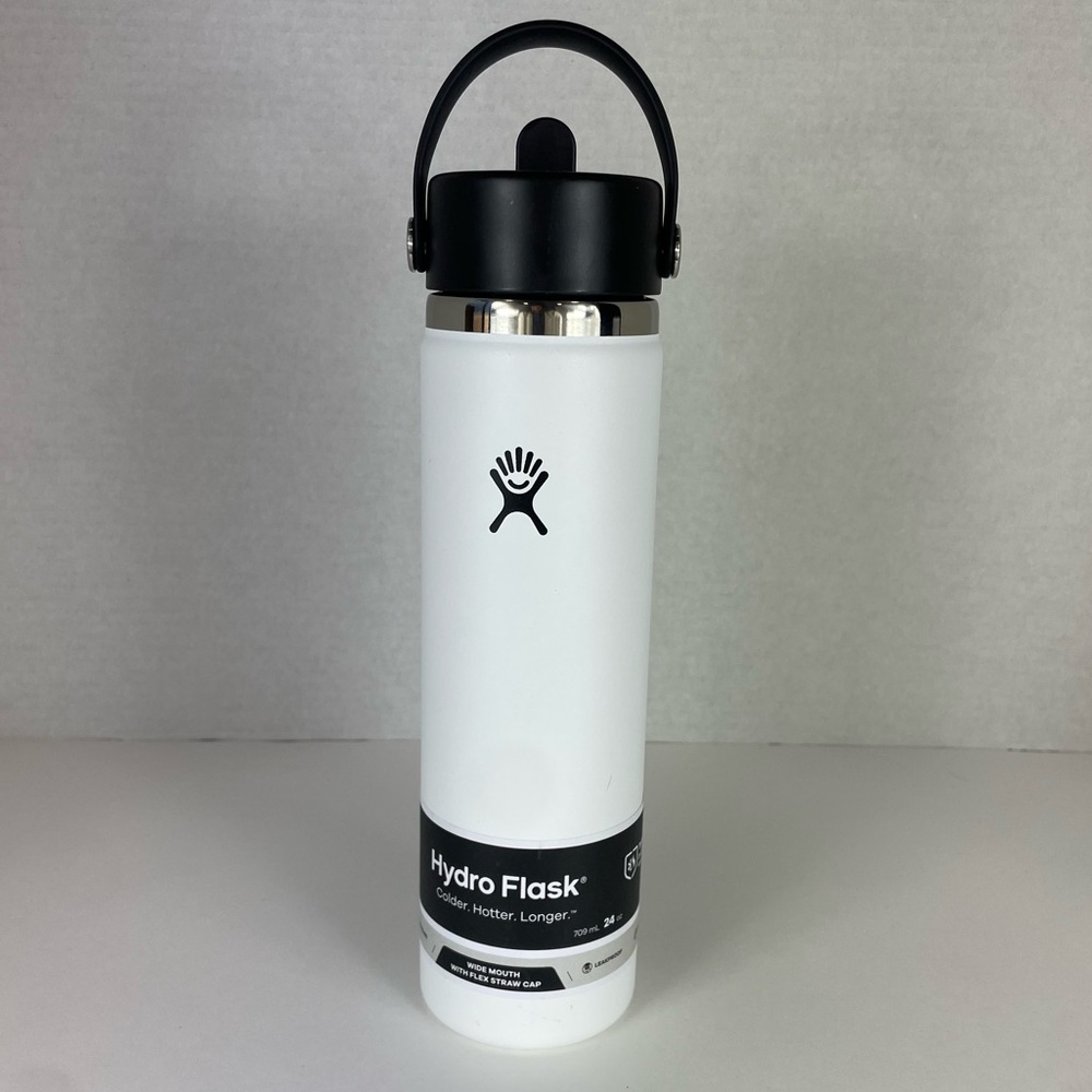 Hydro Flask 24 oz wide-mouth flex straw cap white